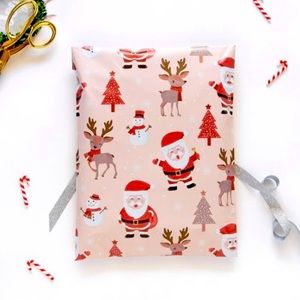 4 SETS LEFT!🎅🏼20 Designer Santa & Reindeer 10 x 13 inch